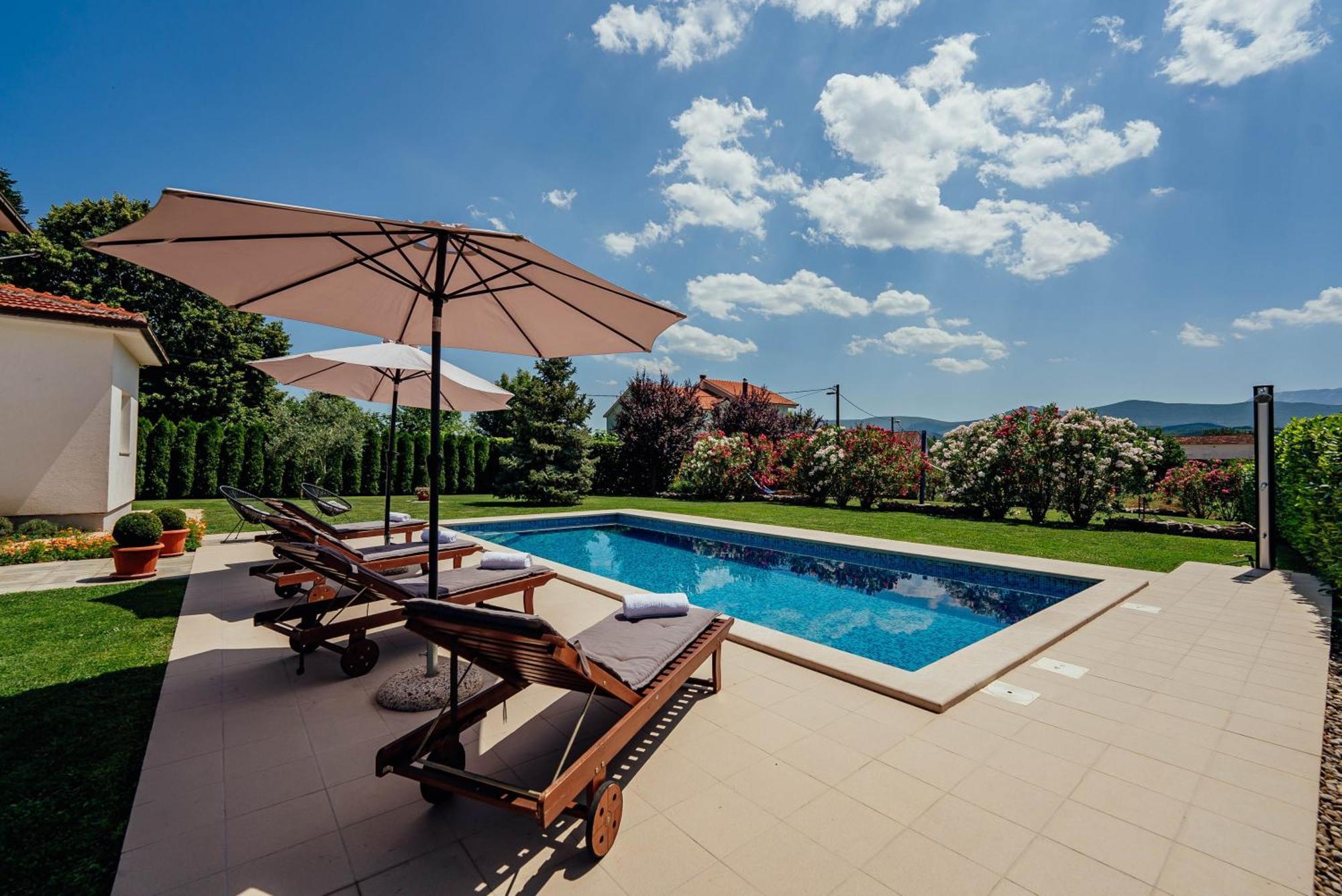 Villa Latica Donji Proložac エクステリア 写真