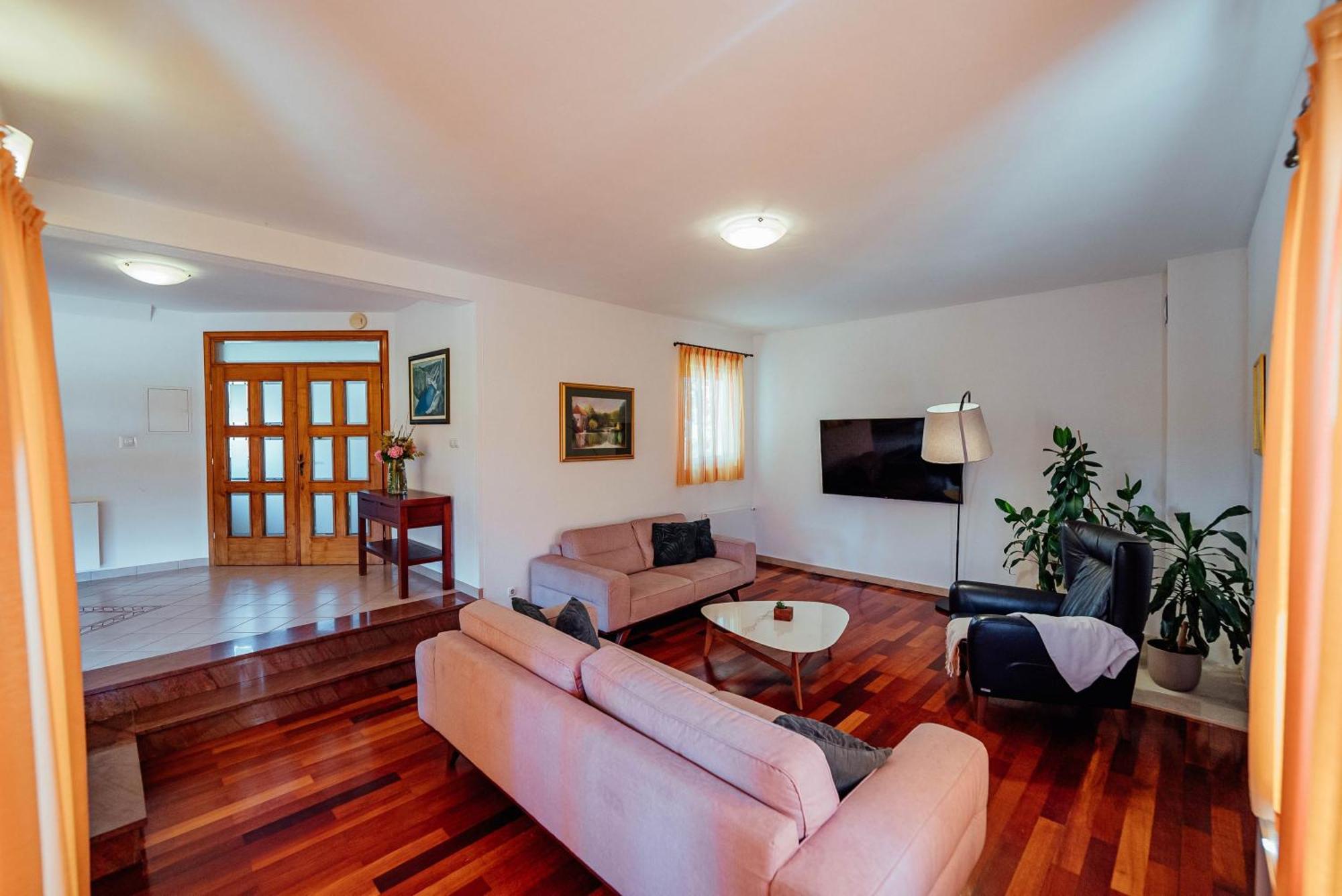 Villa Latica Donji Proložac エクステリア 写真
